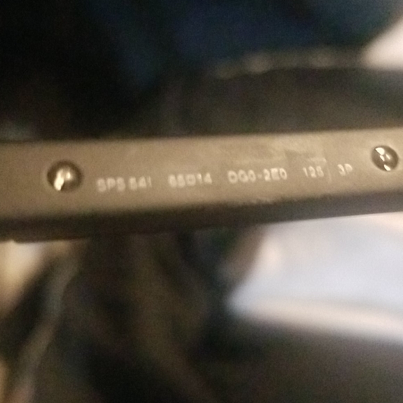 Authentic Prada sunglasses - Picture 3 of 3